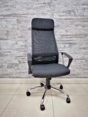 Кресло Barneo K-116 для персонала (черная ткань, черная сетка) в Перми - perm.mebel-74.com | фото