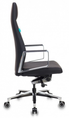 Кресло руководителя Бюрократ _JONS/BLACK черный в Перми - perm.mebel-74.com | фото